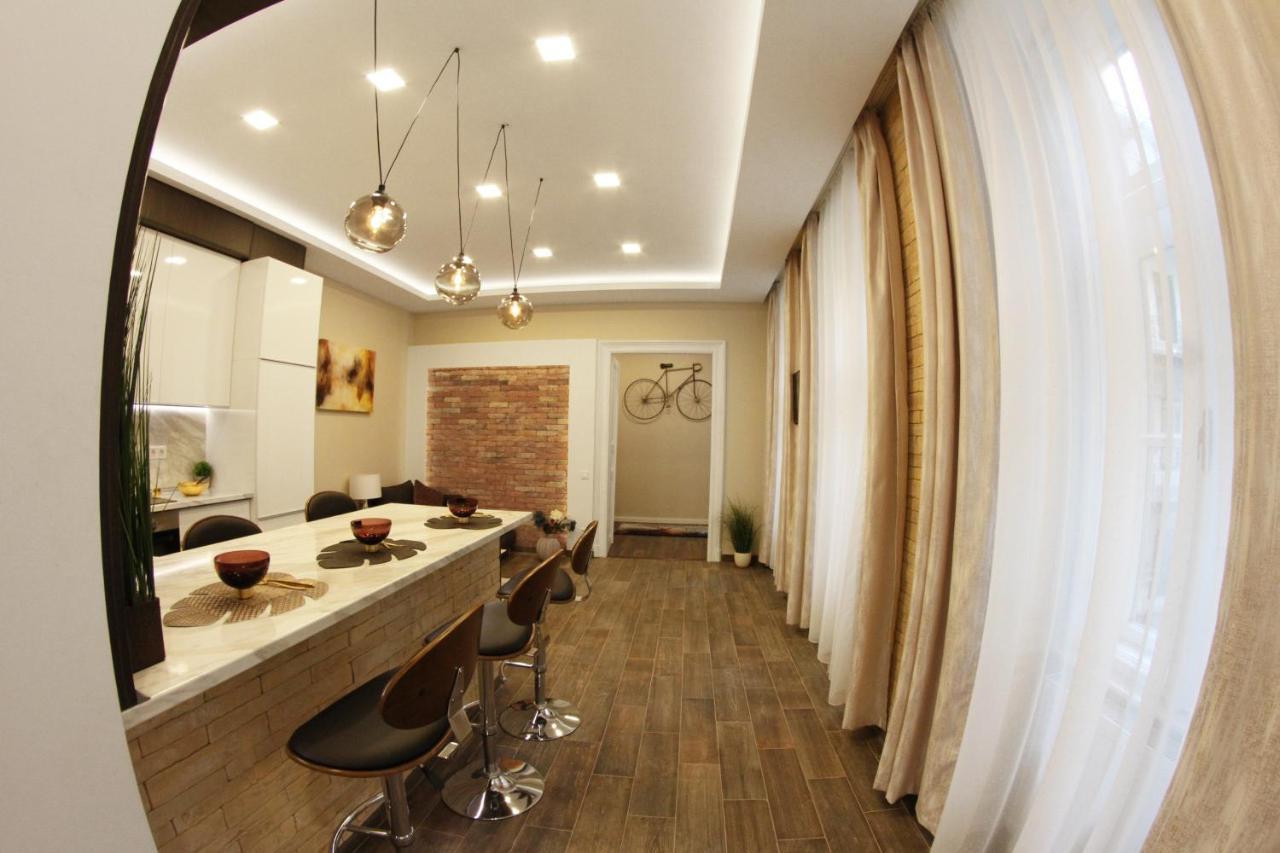Luxus Design Elisabeth Apartment In The Center Будапеща Екстериор снимка